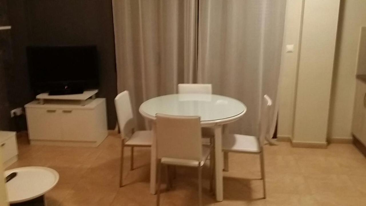 Apartamento Centro Almansaアパートメント エクステリア 写真