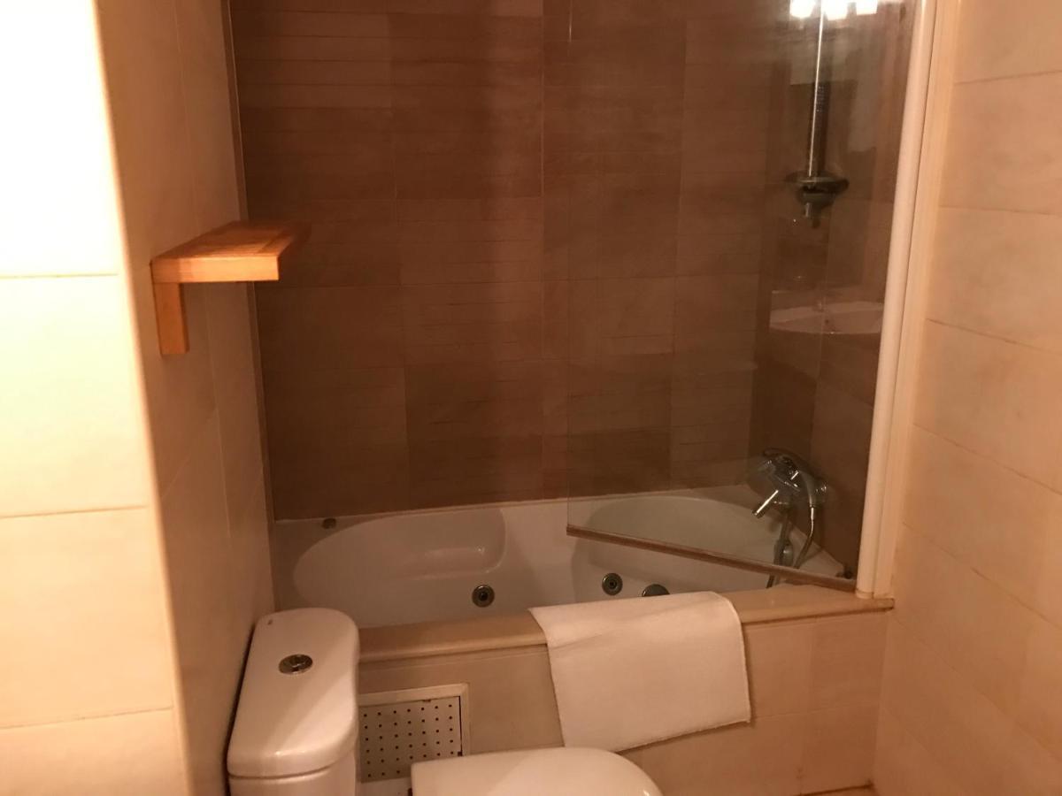 Apartamento Centro Almansaアパートメント エクステリア 写真